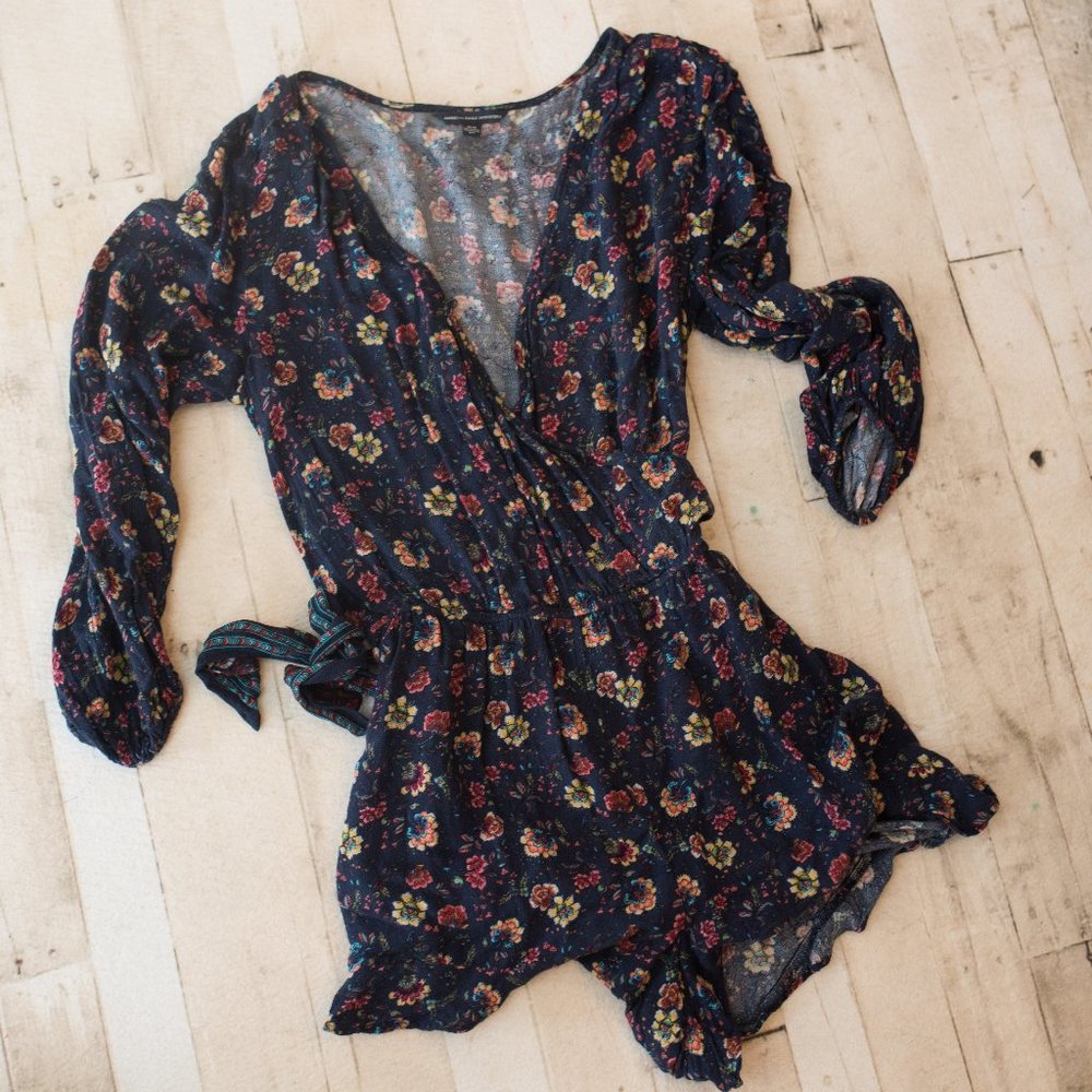 Women's American Eagle Floral Romper